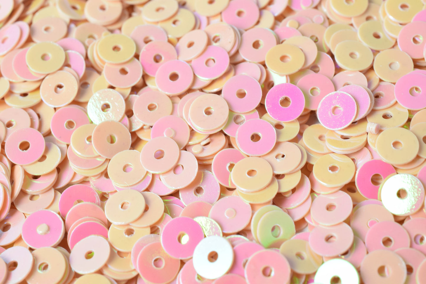 3/4/6mm Peach Baby Pink Iridescent Sequins Sheen Round Sequins/Loose Paillettes,Wholesale Sequins,Shimmering Sequin Apparel,Shoe Decor