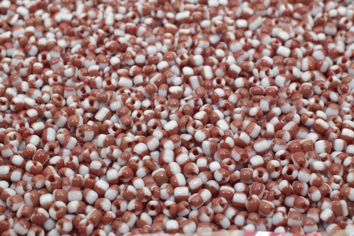 Red/White Glass Seed Beads Size 8.0 Sold by 1 LB/ Pound Size 8/0 are 2mm to 3mm Beads Item# 789222067144