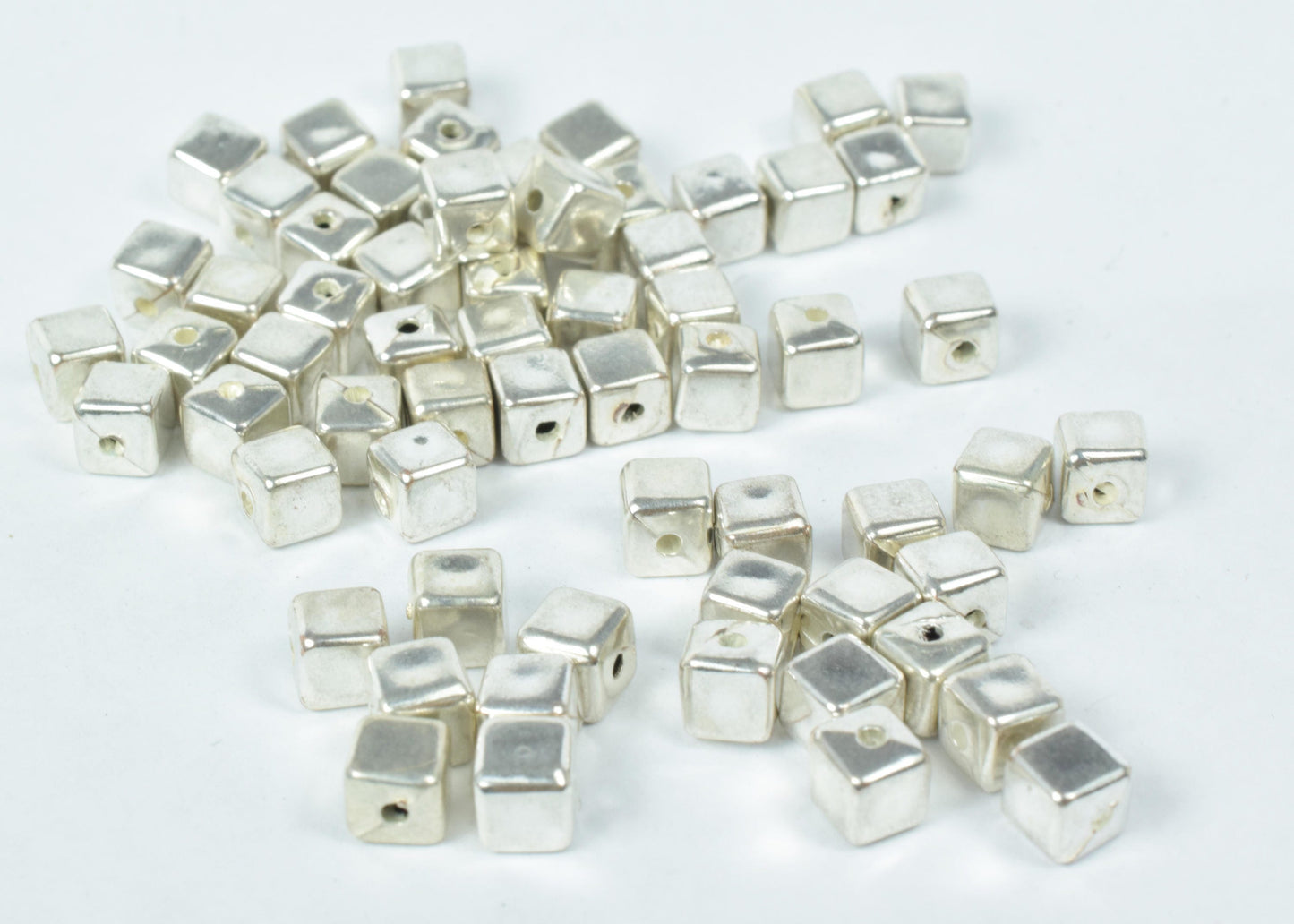 5mm Plastic Square Minimalists Beads, Sold by 100pcs, 1mm hole opening, Silver minimalist beads, Wholesale beads, Acrylic square beads,