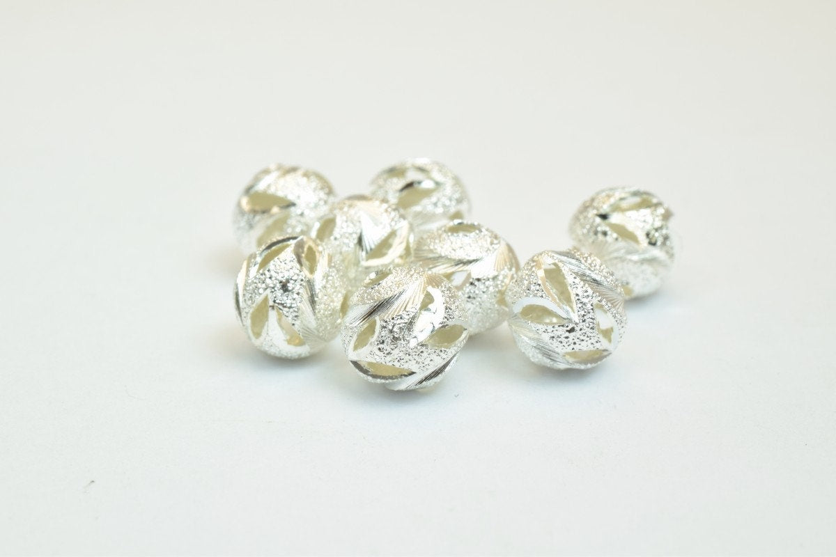 100 PCs Silver Plated Carved Round Beads 8mm Diamond Cut