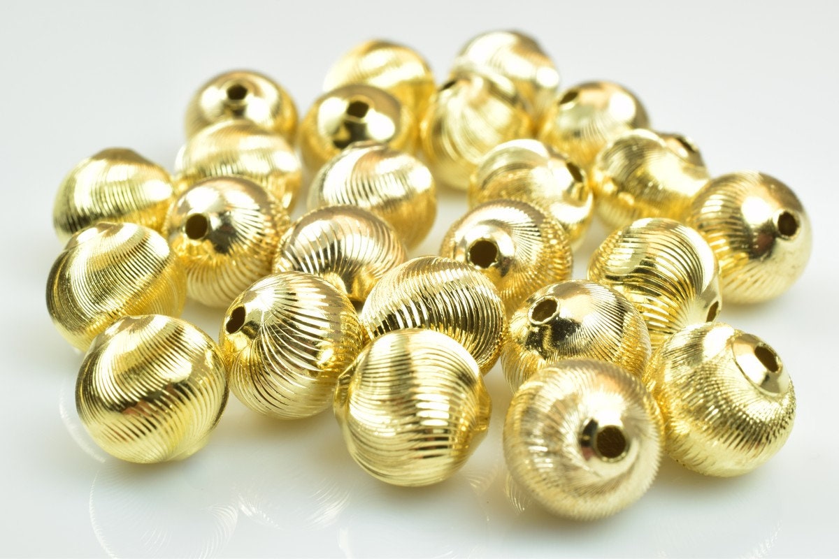 100 PCs Gold Plated Carved Round Beads 10mm Diamond Cut