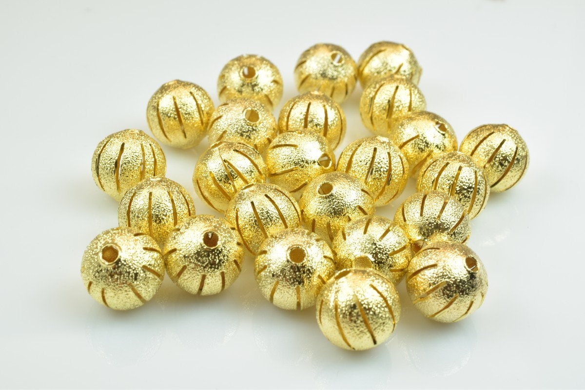 100 PCs Gold Plated Carved Round Beads 8mm/10mm Diamond Cut