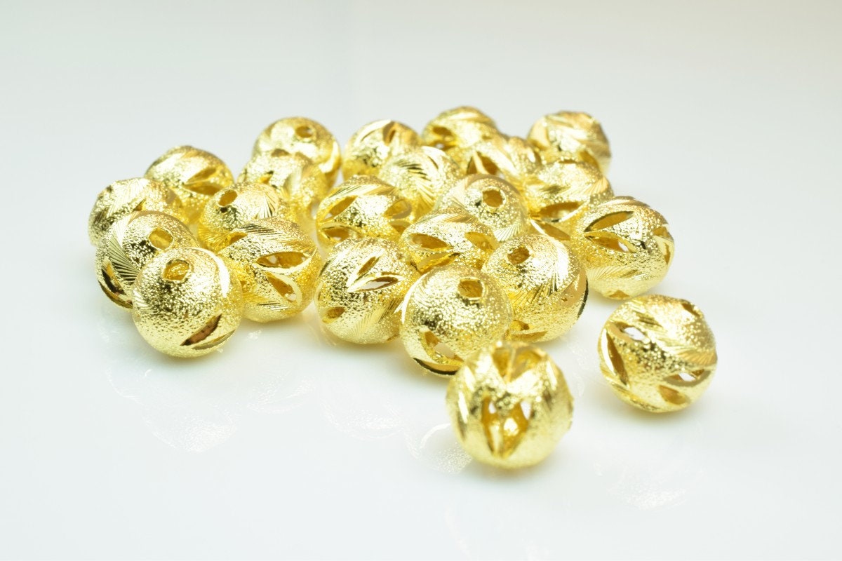 100 PCs Gold Plated Carved Round Beads 8mm 10mm Diamond Cut