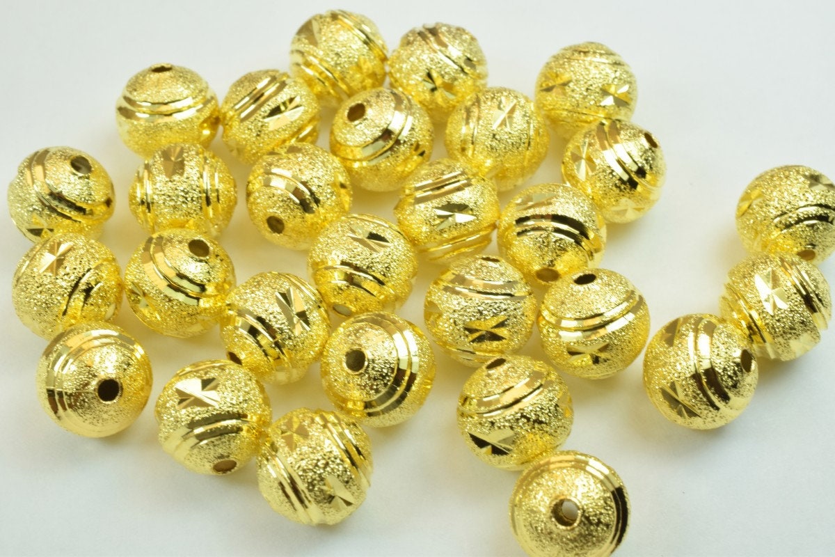 100 PCs Gold Plated Carved Round Beads 10mm Diamond Cut