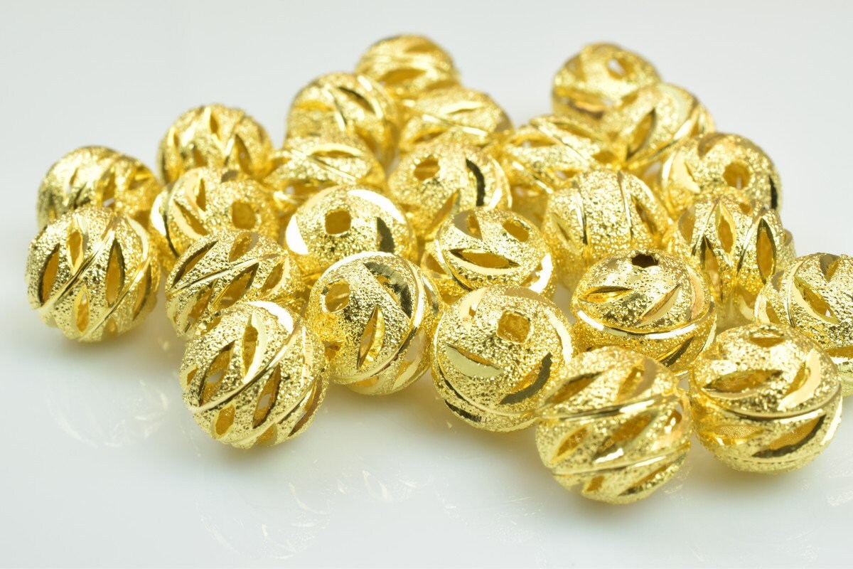 100 PCs Gold Plated Carved Round Beads 8mm/10mm Diamond Cut