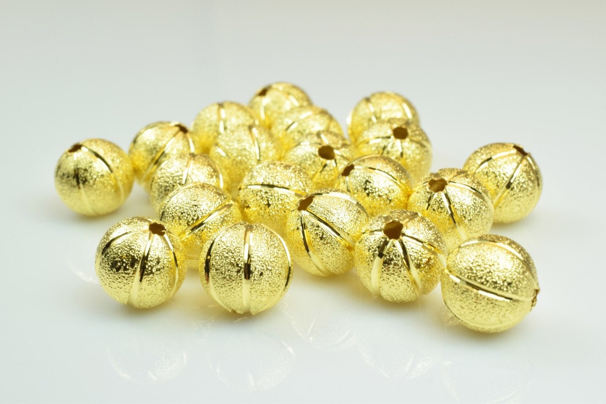 100 PCs Gold Plated Carved Round Beads 8mm/10mm Diamond Cut