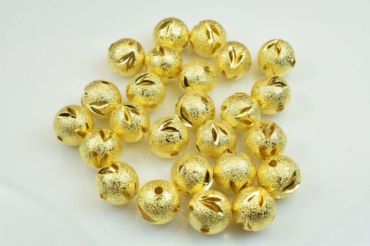 100 PCs Gold Plated Carved Round Beads 8mm/10mm Diamond Cut