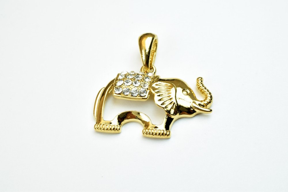 18K as Gold Filled* Elephant Pendant Charm Size 22.5x32mm With CZ Cubic Zirconia Stone as Gold Filled* Pendant For Jewelry Making GP106