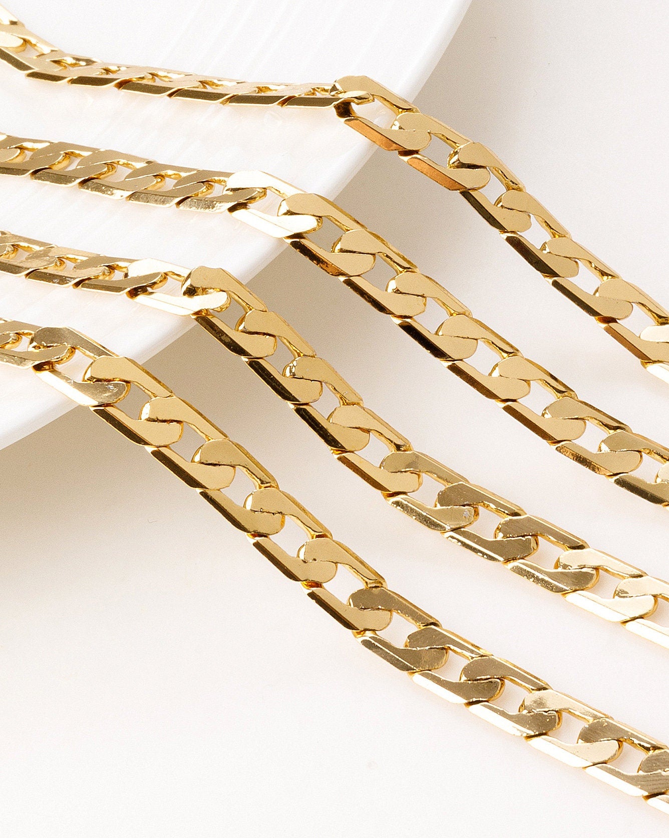 Cuban Gold Plated Flat Chain 18 KGF /14 KGF 3.8mm/4.40mm/5mm/6mm/6.5mm and 8mm Sold by Foot Cuban Link Chain